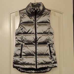 Athleta Silver Puffer Vest Size XS